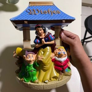 Snow white and the seven dwarfs piggy bank